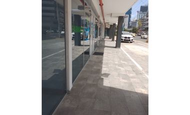 ALQUILER DE LOCAL COMERCIAL EN SIGNATURE POINT VA ESPAÑA