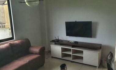 ALQUILO APARTAMENTO CON VISTA A MONTAÑA RIVER VALLEY - HOWARD - $1300