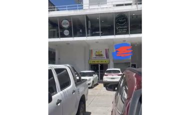 vende locales comercial en vía España 200,000 plazoleta muy transitada