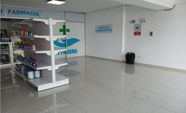 ALQUILER DE LOCAL COMERCIAL EN PLAZA