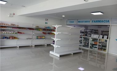 ALQUILER DE LOCAL COMERCIAL EN PLAZA