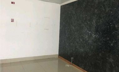 OFICINA EN EL TORNILLO (F&F) TOWER 145 METROS 2 BAÑOS 2 EST