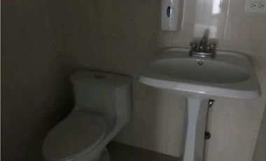 OFICINA EN EL TORNILLO (F&F) TOWER 145 METROS 2 BAÑOS 2 EST