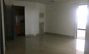 OFICINA EN EL TORNILLO (F&F) TOWER 145 METROS 2 BAÑOS 2 EST