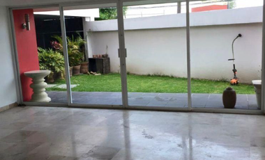 DEPARTAMENTO EN TECAMACHALCO CON JARDIN