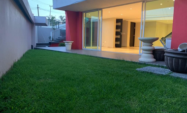 DEPARTAMENTO EN TECAMACHALCO CON JARDIN