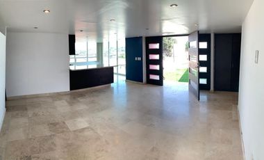 DEPARTAMENTO EN TECAMACHALCO CON JARDIN