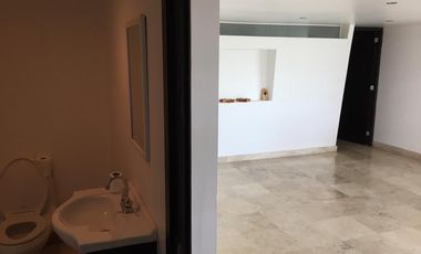 DEPARTAMENTO EN TECAMACHALCO CON JARDIN