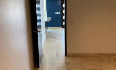 DEPARTAMENTO EN TECAMACHALCO CON JARDIN