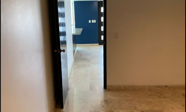 DEPARTAMENTO EN TECAMACHALCO CON JARDIN