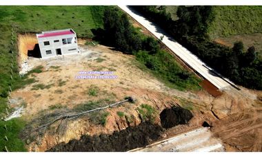 Finca campestre en obra gris en condominio en marinilla