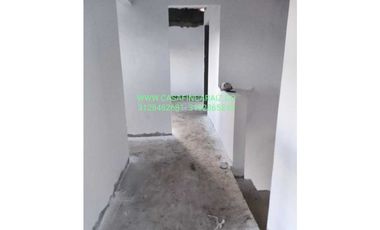 Finca campestre en obra gris en condominio en marinilla