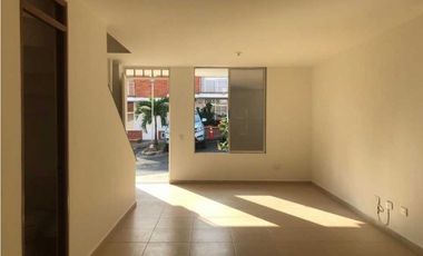 Se vende Casa sector Bulevares Pereira
