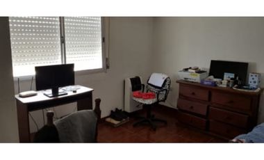 VENTA CHALET MAS DEPARTAMENTOS DE 1 Y 2 AMBIENTES/BATAN/MAR DEL PLATA