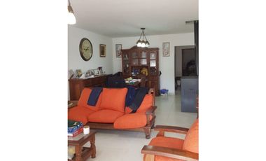 VENTA CHALET MAS DEPARTAMENTOS DE 1 Y 2 AMBIENTES/BATAN/MAR DEL PLATA