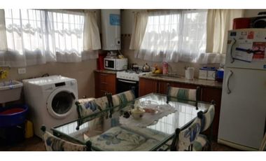 VENTA CHALET MAS DEPARTAMENTOS DE 1 Y 2 AMBIENTES/BATAN/MAR DEL PLATA