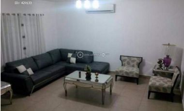 Condado del Rey, Dorado Village