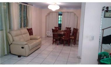 CONDADO DEL REY, CASA EN URB. CONDADO DEL REY