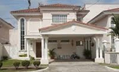 CASA EN ALQUILER O VENTA  ALTOS DEL COUNTRY 100