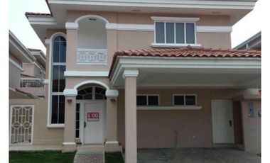 CASA EN ALQUILER O VENTA  ALTOS DEL COUNTRY 100
