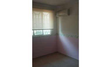 ALTOS COUNTRY CLUB 1000 CASA REMODELADA VENTA