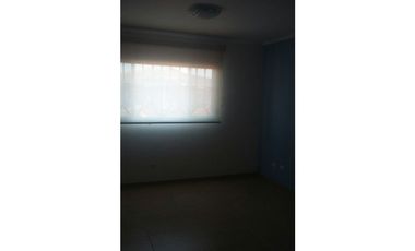 ALTOS COUNTRY CLUB 1000 CASA REMODELADA VENTA