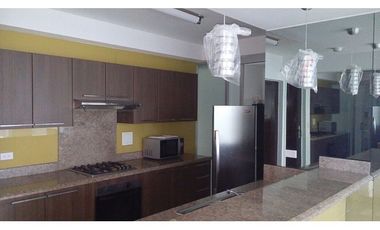 ALQUILO APARTAMENTO PH TOP TOWER