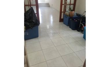 CONDADO DEL REY, VENDO CASA EN FUENTE FRESNO