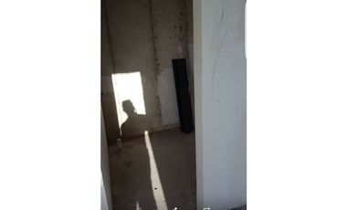 ALQUILO / VENDO PISO COMPLETO DE OFICINA