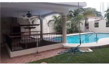 CASA COSTA DEL ESTE - RESID.COSTA AZUL, 4 REC