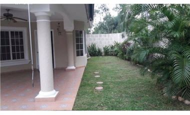 CASA COSTA DEL ESTE - RESID.COSTA AZUL, 4 REC