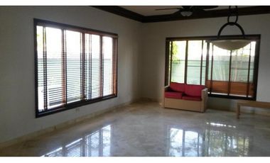 ALQUILO/VENDO  CASA EN COSTA DEL ESTE Begonia