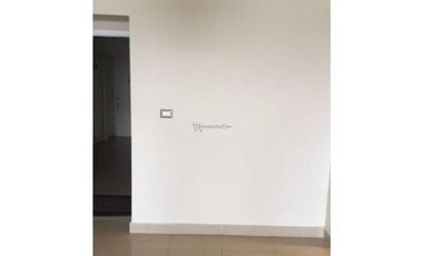 Apartamentos en Dorado Lake