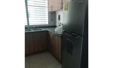 APTO AMOBLADO EN PH GREEN PARK, 2 REC.