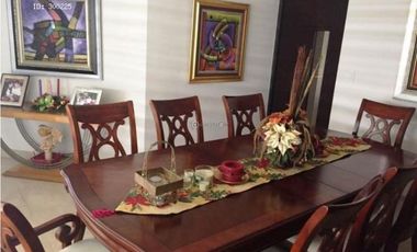 VENDO CASA 3RE,3.5, 3ESTAC