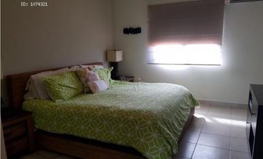 HERMOSA CASA AMOBLADA EN VERSALLES