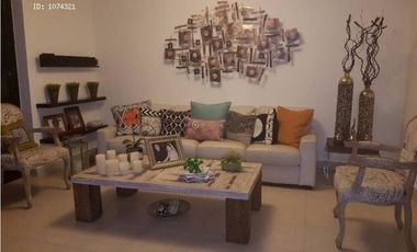 HERMOSA CASA AMOBLADA EN VERSALLES