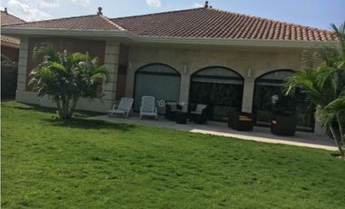 ALQUILO CASA COSTA SUR DE 03 RECAMARA AMOBLADA