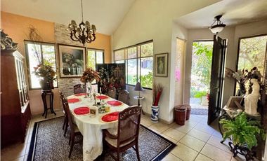 VENTA CASA EN ALTOS DEL MARA MONTAÑA