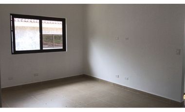 VENDO CASAS EN CLAYTON NUEVAS PARA ESTRENAR