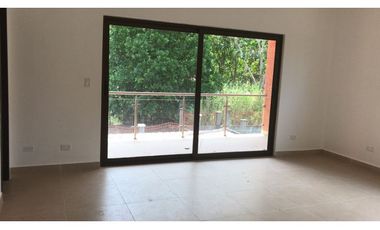 VENDO CASAS EN CLAYTON NUEVAS PARA ESTRENAR