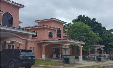 VENDO CASAS EN CLAYTON NUEVAS PARA ESTRENAR