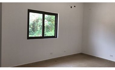 VENDO CASAS EN CLAYTON NUEVAS PARA ESTRENAR