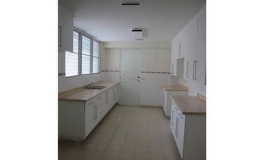 ALQUILO APTO 220 M2 PAITILLA PH VICTORIA EUGENIA