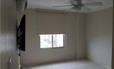 APTO AMOB EN PH MC GREGOR HILLS, CONDADO DEL REY