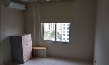 APTO AMOB EN PH MC GREGOR HILLS, CONDADO DEL REY
