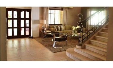 HERMOSA CASA EN CAMINO DE CRUCES $ 5000
