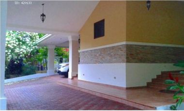 HERMOSA CASA EN CAMINO DE CRUCES $ 5000