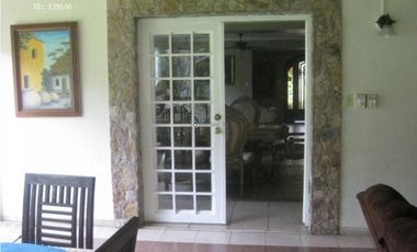 Alquilo/ Vendo Casa en Cardenas Village Ancon