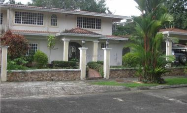 Alquilo/ Vendo Casa en Cardenas Village Ancon